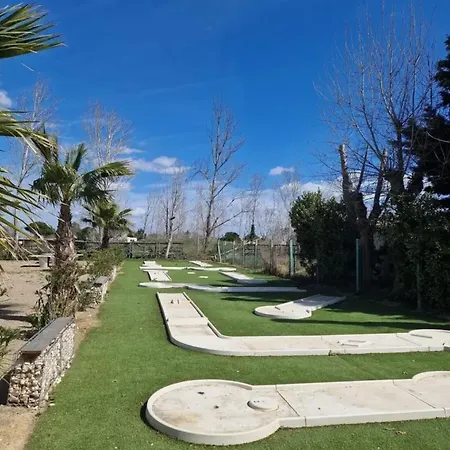 Campsite Mobil-home A Valras-plage Au Les Sables Du Midi Serignan