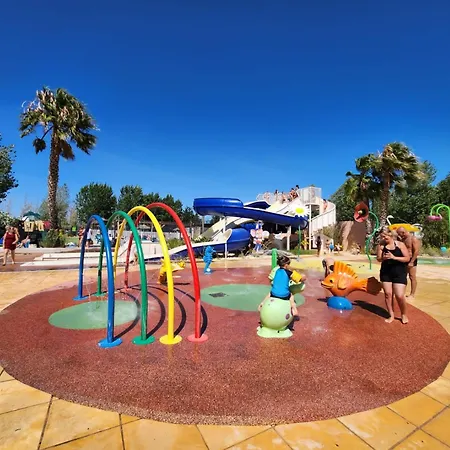 Mobil-home A Valras-plage Au Les Sables Du Midi *