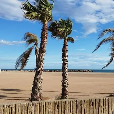 Mobil-home A Valras-plage Au Les Sables Du Midi Campsite Serignan