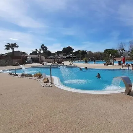 Mobil-home A Valras-plage Au Les Sables Du Midi *