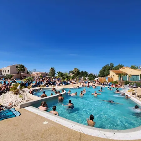 Campsite Mobil-home A Valras-plage Au Les Sables Du Midi